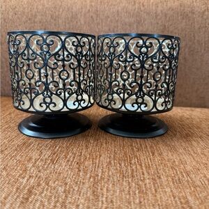 🖤 Bath & Body Works Black Metal Ornate Heart Pedestal 3-Wick Candle Holder